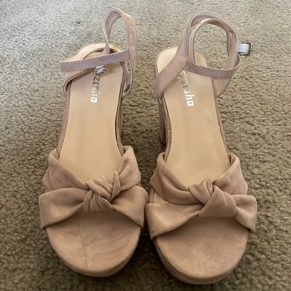 Never worn suede nude heels